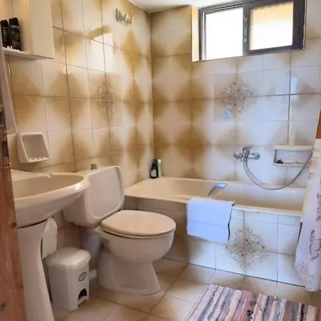 Maison Authentique Avec Grande Terrasse Casa vacanze *