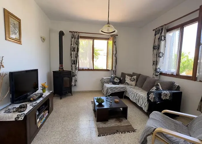 Maison Authentique Avec Grande Terrasse *