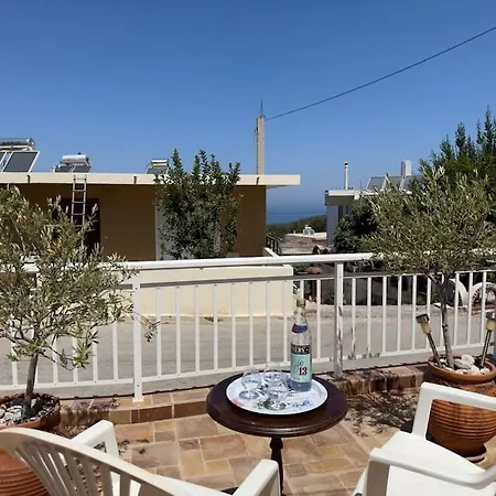 Nyaraló Maison Authentique Avec Grande Terrasse Kritinía