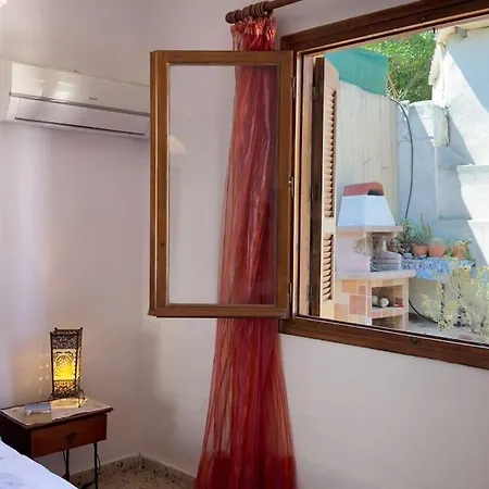 Maison Authentique Avec Grande Terrasse בית נופש *