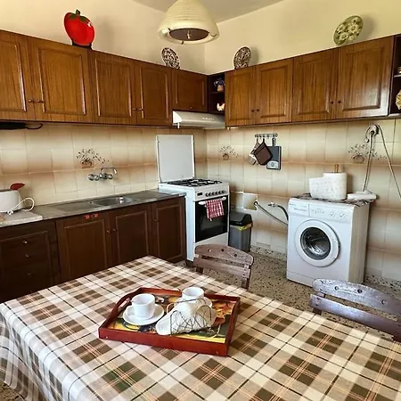 Maison Authentique Avec Grande Terrasse