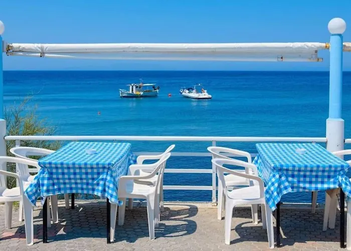 度假居 Maison Authentique Avec Grande Terrasse Kritinía